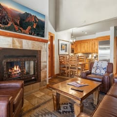 Telluride Ski Getaway w/Fireplace, Hot-Tub & Pool