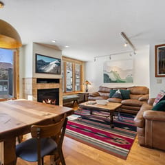 Cozy, Central 3BR Gem: Hot Tub + Fireplace