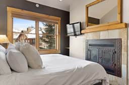 The Village Basecamp: Ski, Soak, Sip  | 2bd/2bth