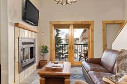 The Village Basecamp: Ski, Soak, Sip  | 2bd/2bth