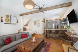 Pac. Street Studio: Style & space in heart of town