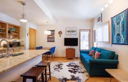 The Corner Pocket: Style & Space w/ pool & hot tub!