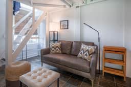 Studio 107: Steps to ALL of Telluride w/ hot tub!