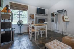 Studio 107: Steps to ALL of Telluride w/ hot tub!