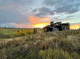 Telluride Luxe: Style and Space 3 mins to Skiing!