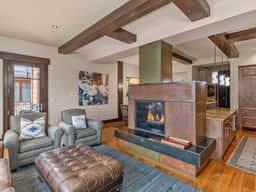 Elkstone: Hot tub, fireplace, views OH MY!