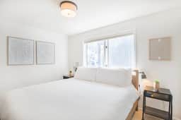 Pac. Street Style: In-Town 1bdrm