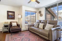 NorthStar Station: 3 BDR Townhome w/ Amazing Views!