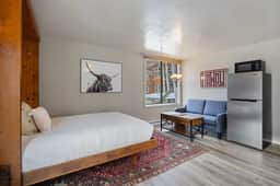 The Western Soul: Amazing location w/ hot tub