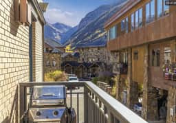 Ballard Bliss - Modern, Comfortable 3BR/3BA