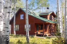 Elk Ridge Retreat: San Juan Solitude