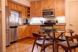 Backstreet Boutique: Steps to Skiing & Main Street
