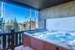 Lost Creek Lane: Soak, Ski, Solitude! - Image 3