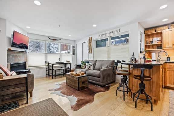 Telluride Gold: 2bd/2.5bth STEPS to the gondola! - Image 1