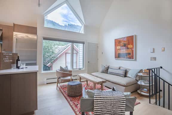 Downtown Dahl Haus: 2 bed/2 bath - Image 1
