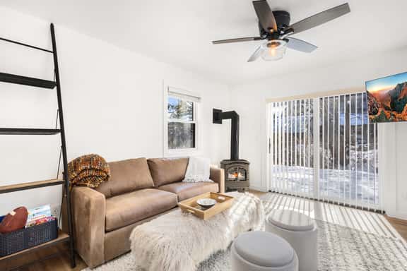 Viking Trail: Riverside Ski Access w/ Hot Tub! - Image 1