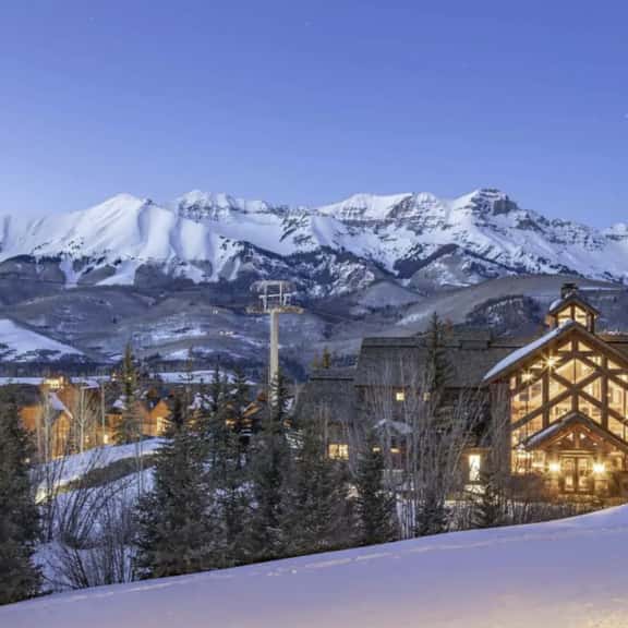 Mountain Lodge Retreat: Ski IN/OUT - Image 1