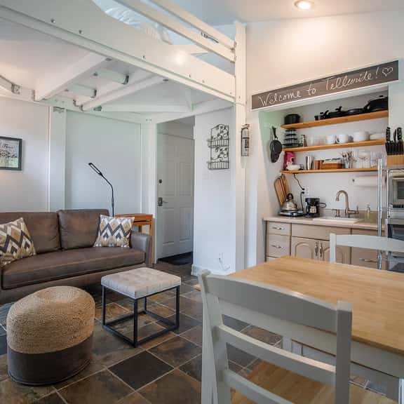 Studio 107: Steps to ALL of Telluride w/ hot tub! - Image 1