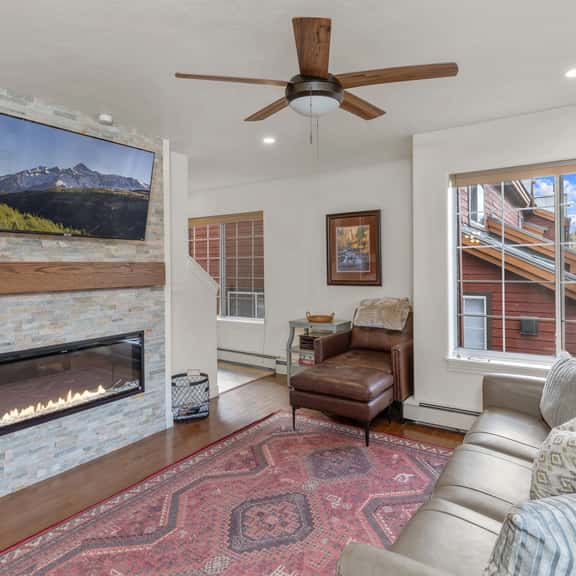 NorthStar Station: 3 BDR Townhome w/ Amazing Views! - Image 1