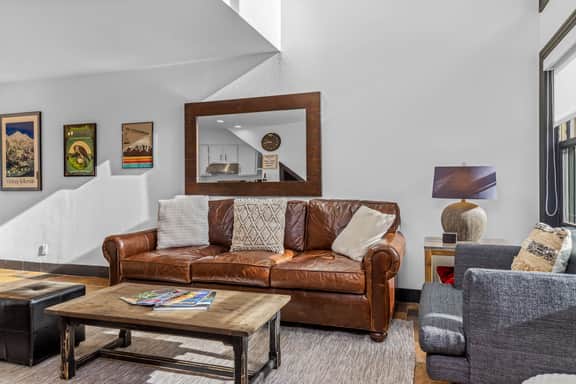 Base Camp Boutique: Hike, Ski, Soak & Sip