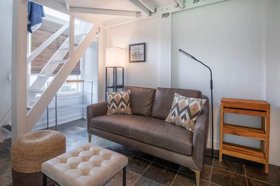 Studio 107: Steps to ALL of Telluride w/ hot tub!