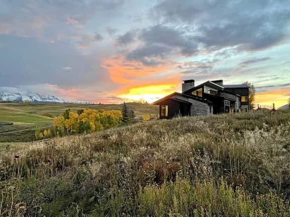 Telluride Luxe: Style and Space 3 mins to Skiing!
