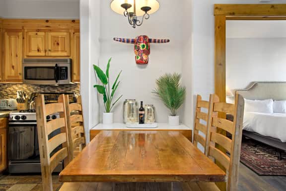 Ski Side Retreat: Soak, Ski, Sip
