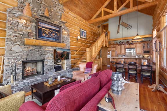 Double Cabins Chalet: Cozy Ski In/Out Cabin