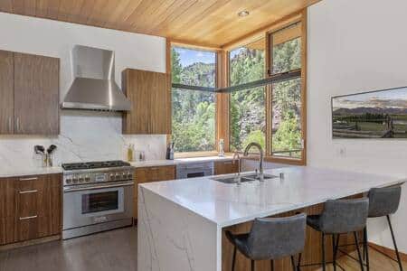 Rio Vista Telluride w/ hot tub!