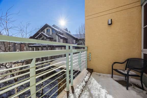 Palmyra Place: Ski IN/OUT