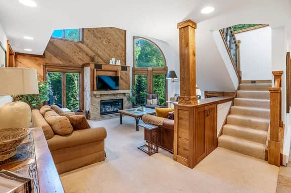 Ski, Hike & Unwind — Heart of Telluride — 3bd/3ba