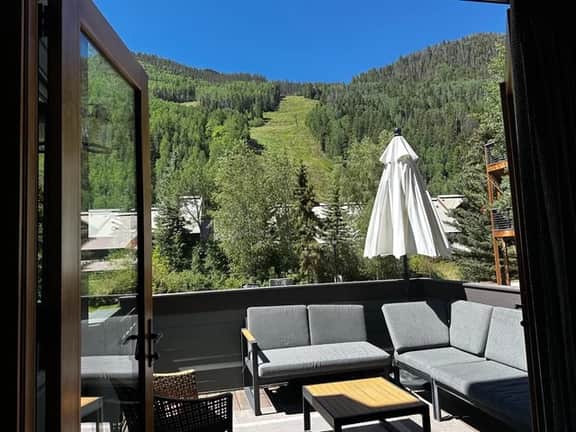 Luxury Riverfront Condo • Walk to Gondola • 3BR/3.5BA
