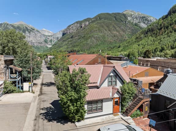 Petite Penthouse: Central Telluride