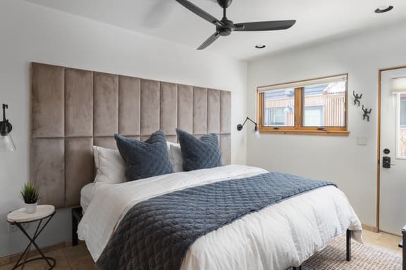 The Hoot Studio: Luxe Basecamp