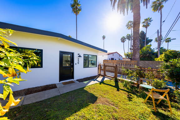 Casa Clemente: A Beach Bungalow