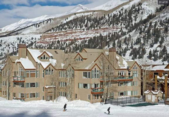Ski In/Out Sunset Luxury: Pool, Hot Tub, Location
