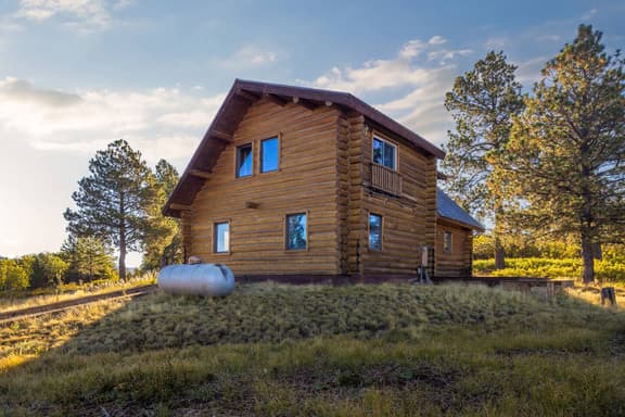 Elk Ridge Retreat: San Juan Solitude